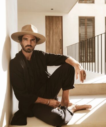 Pantalón lino negro